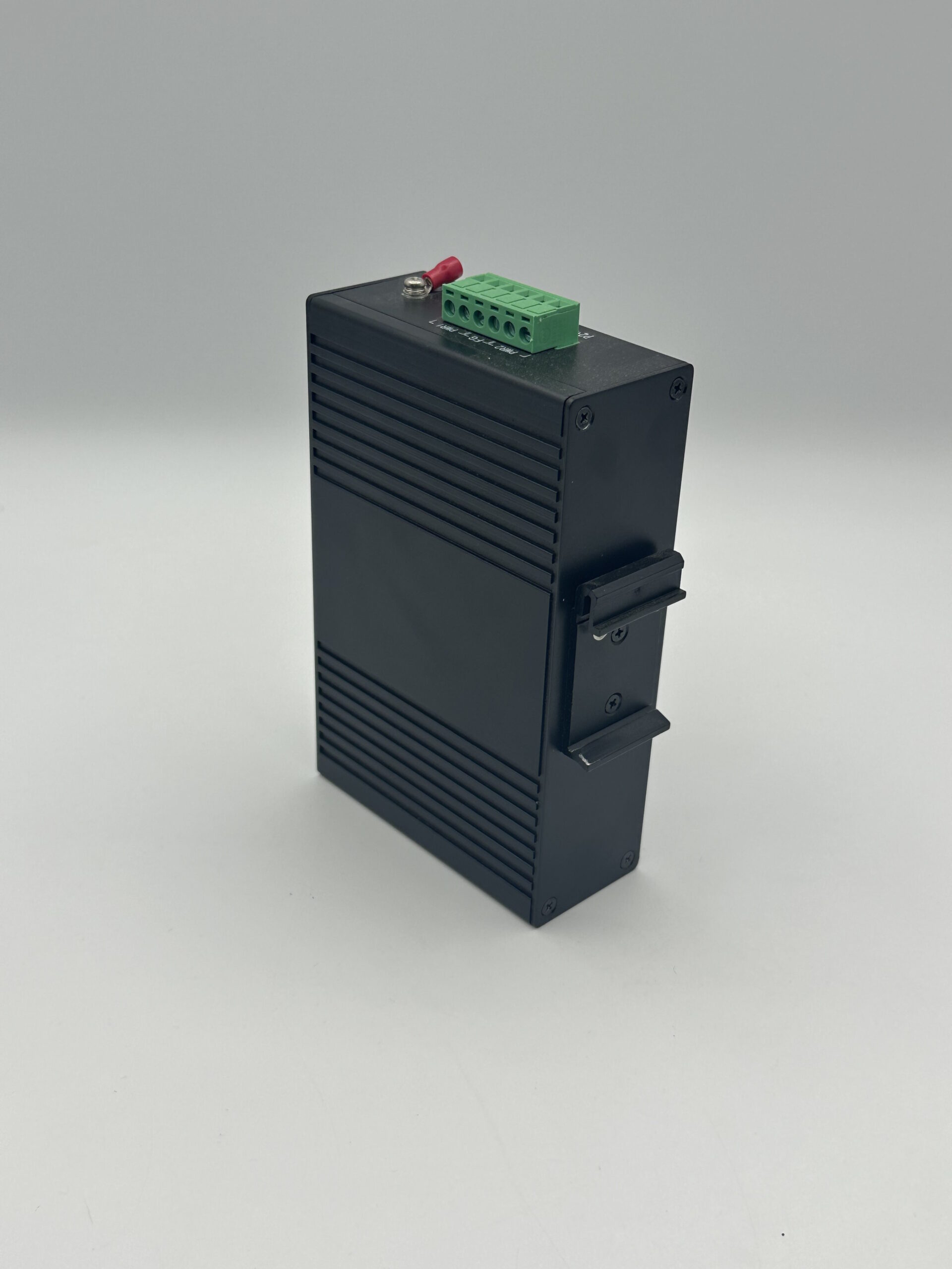Industrial Web Managed Grade 8 GE POE Port + 1 GE Uplink - Image 2