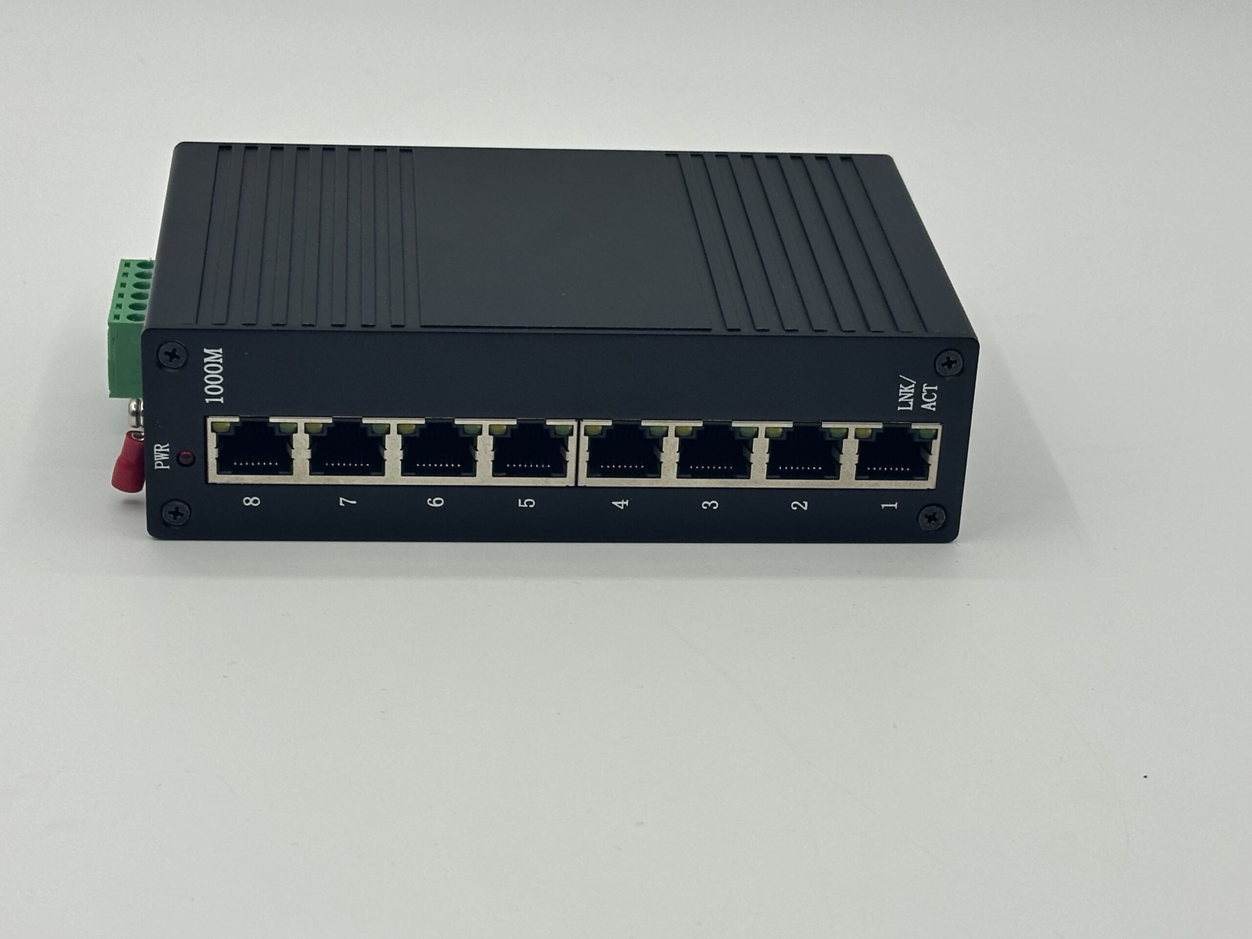 Industrial Web Managed Grade 8 GE POE Port + 1 GE Uplink - Image 3
