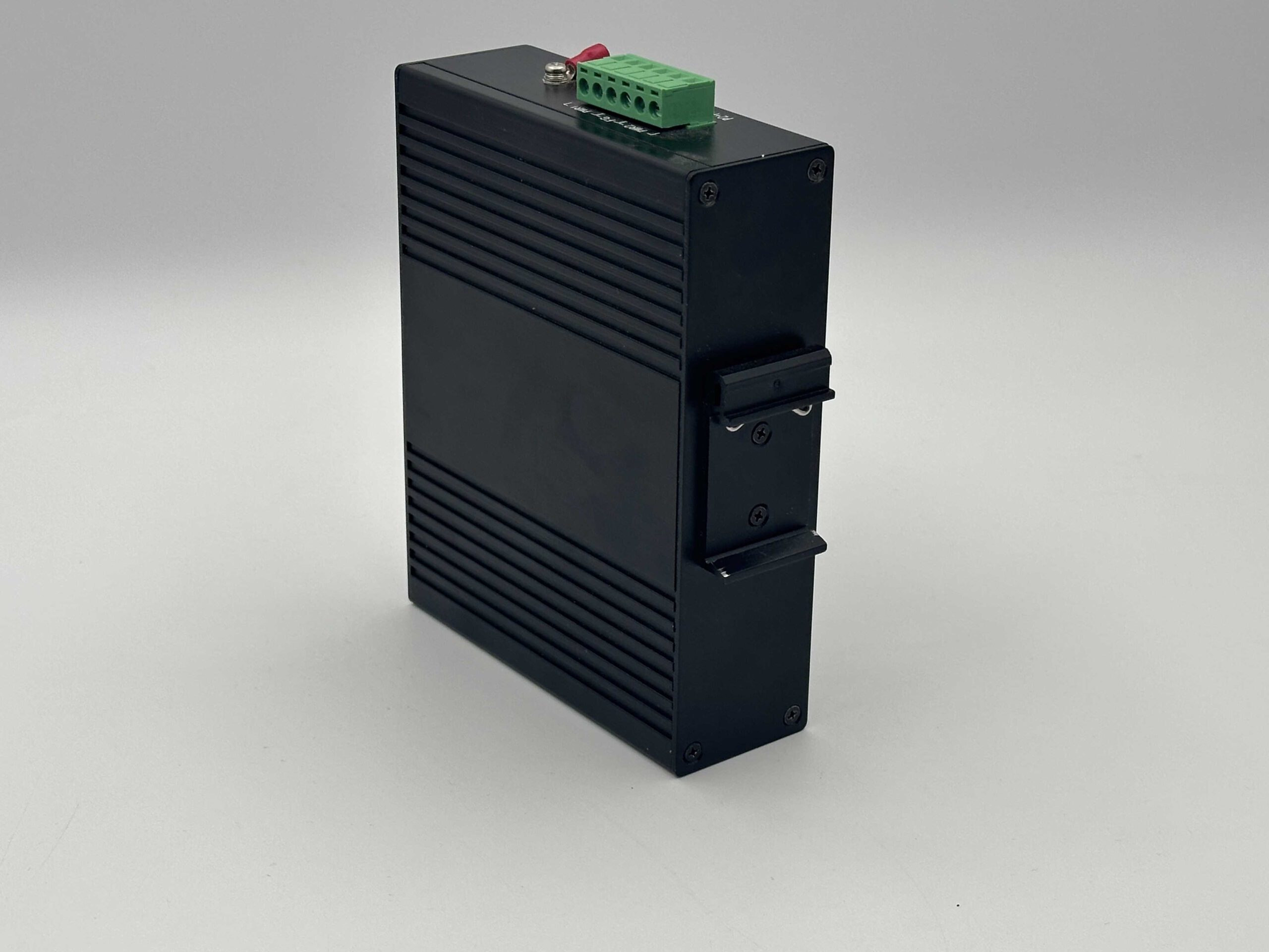 Industrial Grade Web Managed Switch 8 GE POE ports + (2 GE + 2 SFP) Uplink - Image 4