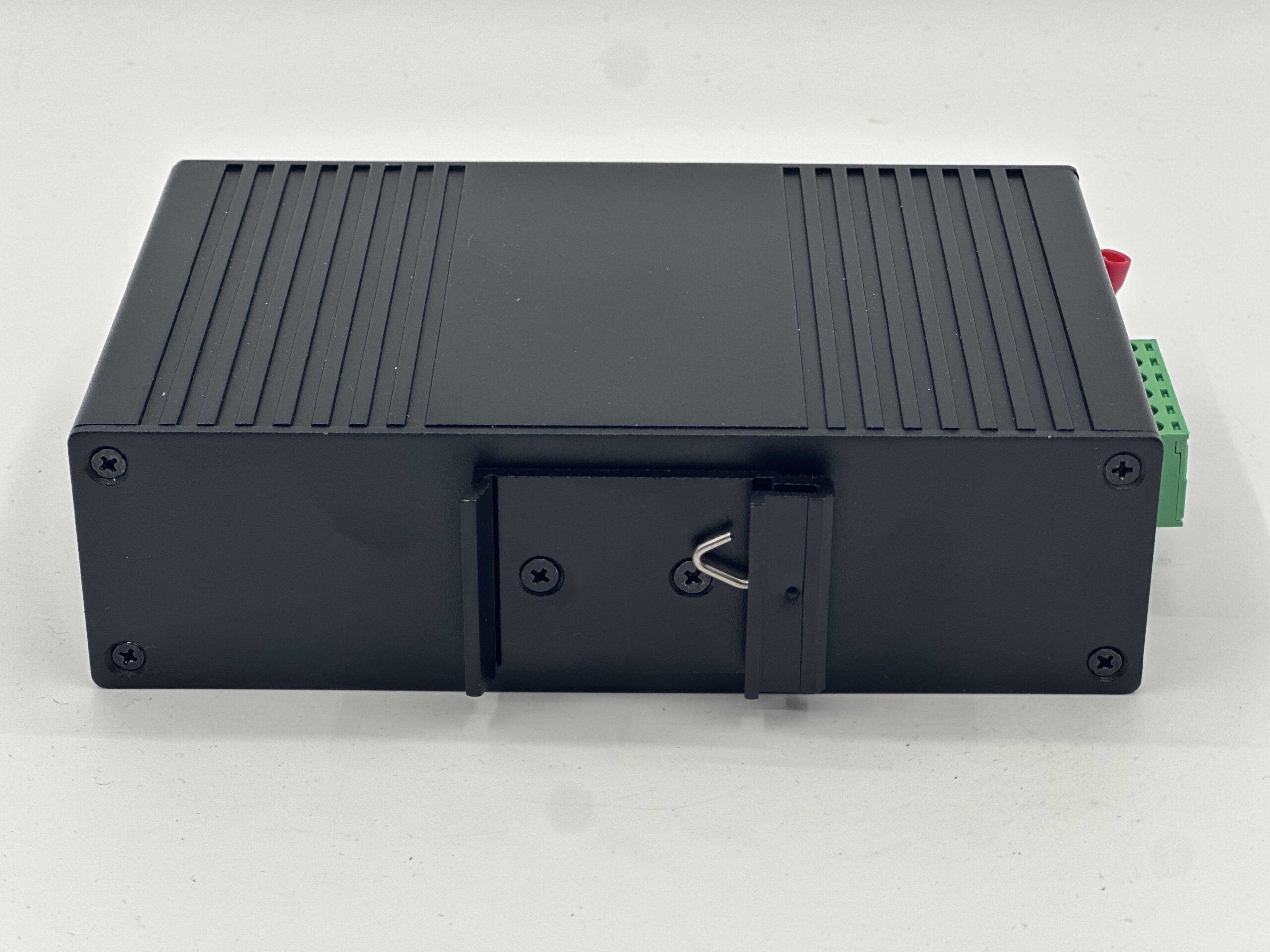 Industrial Web Managed Switch 4 GE POE ports +1 GE SFP Uplink - Image 5